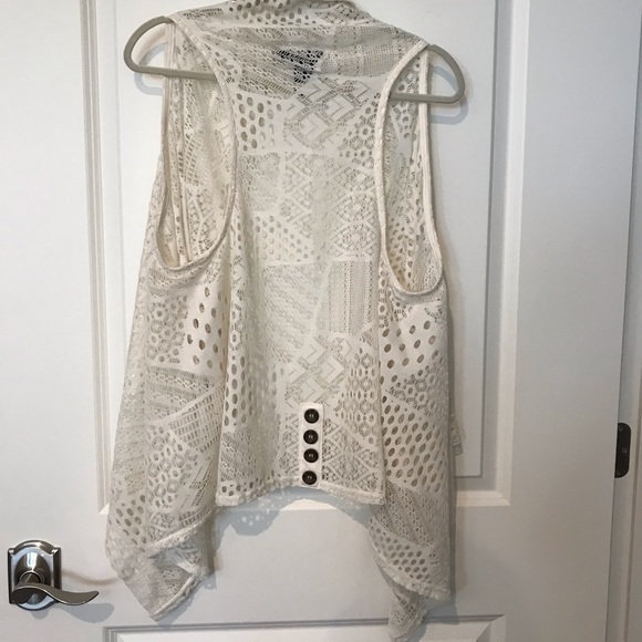 Casual Express Off White Lace Vest Size L - Picture 2 of 6